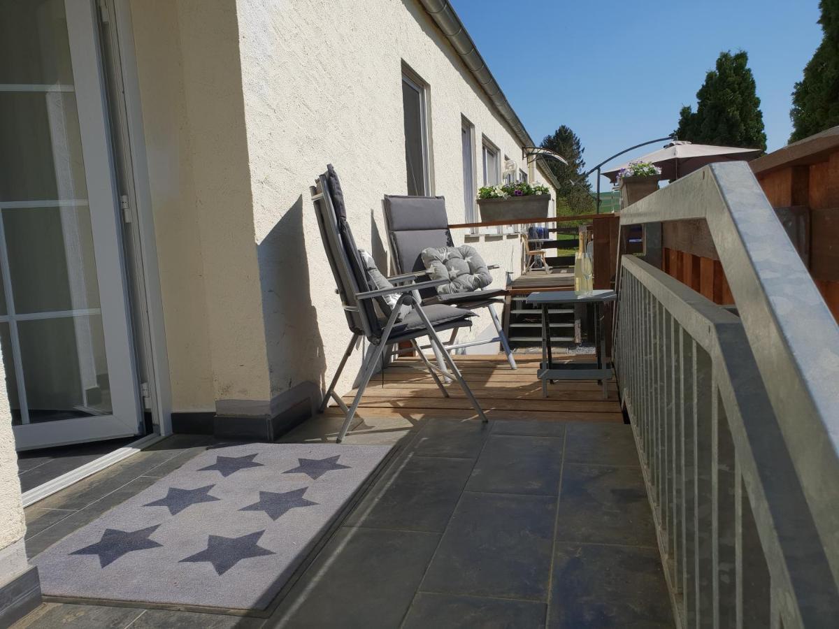 Moderne Ferienwohnung Black Beauty Auf Idyllischem Reiterhof Naehe Burg Eltz Münstermaifeld Eksteriør billede